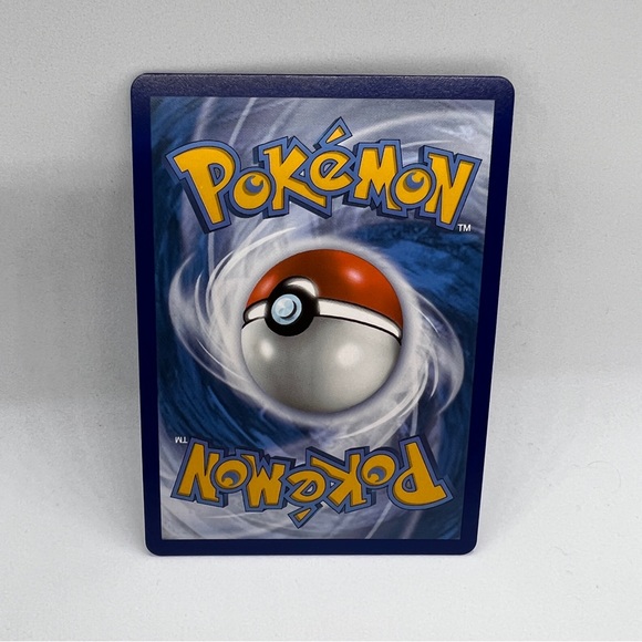 Ditto V 050/072 NM or Mint - Shining Fates Ultra Rare - Pokémon Card 2021 - Picture 2 of 2